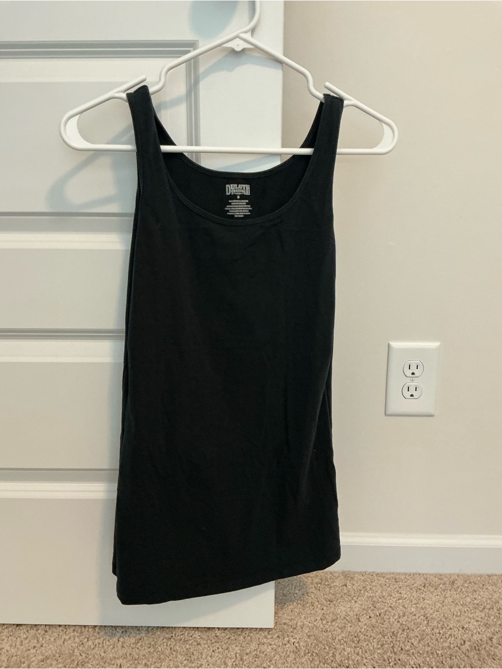 Duluth Trading Co Black Scoop Neck Tank